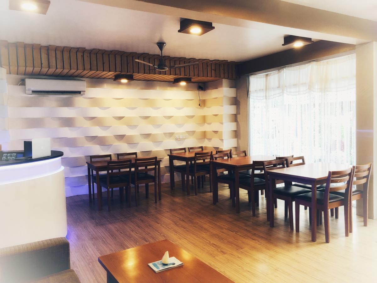 Brize Inn Hulhumalé Buitenkant foto